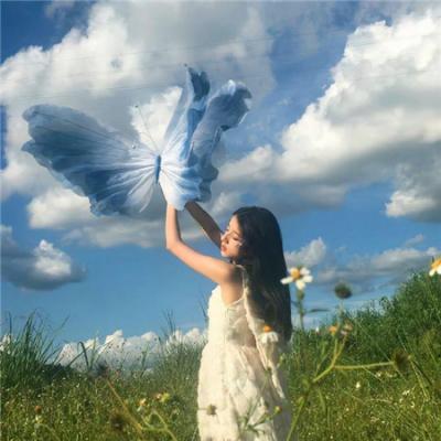 被背叛后，我被千金和萌娃赖上了